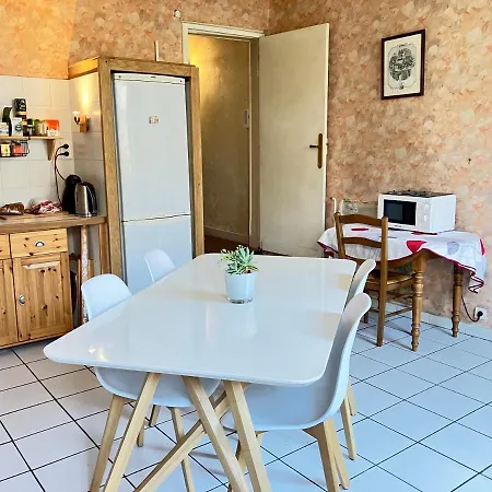 Bed & Breakfast Au Dessus Des Arcades *